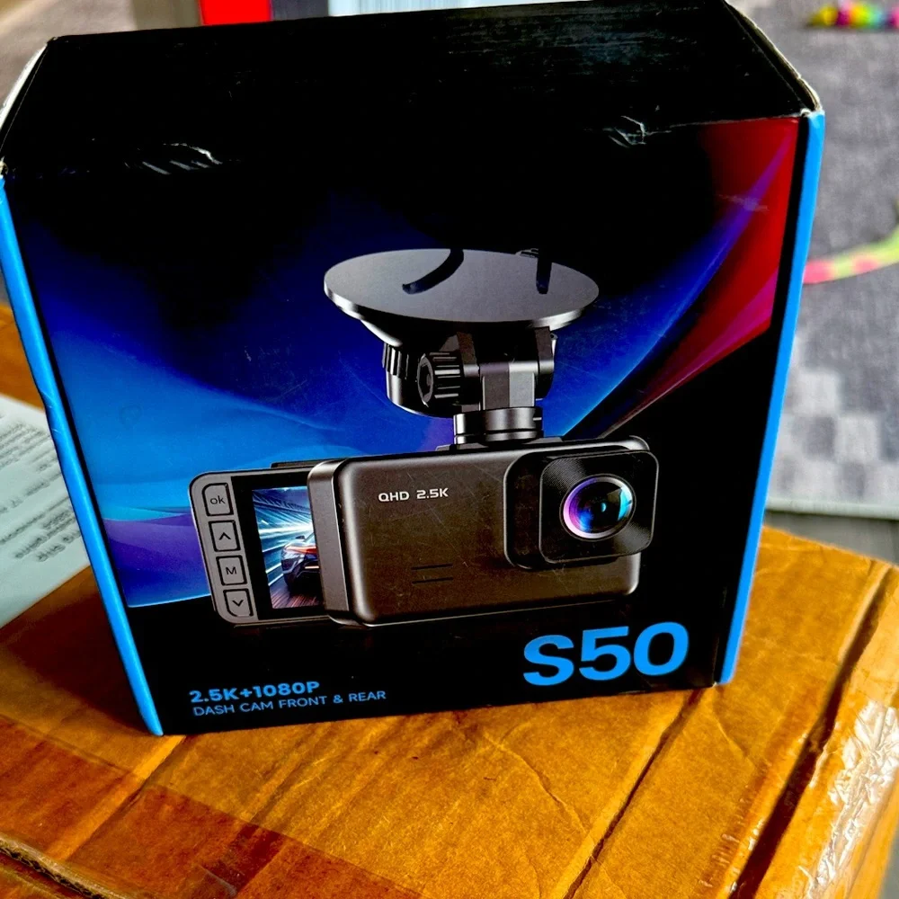 S50 Dash Cam with 2.5K QHD and 1080P - Black